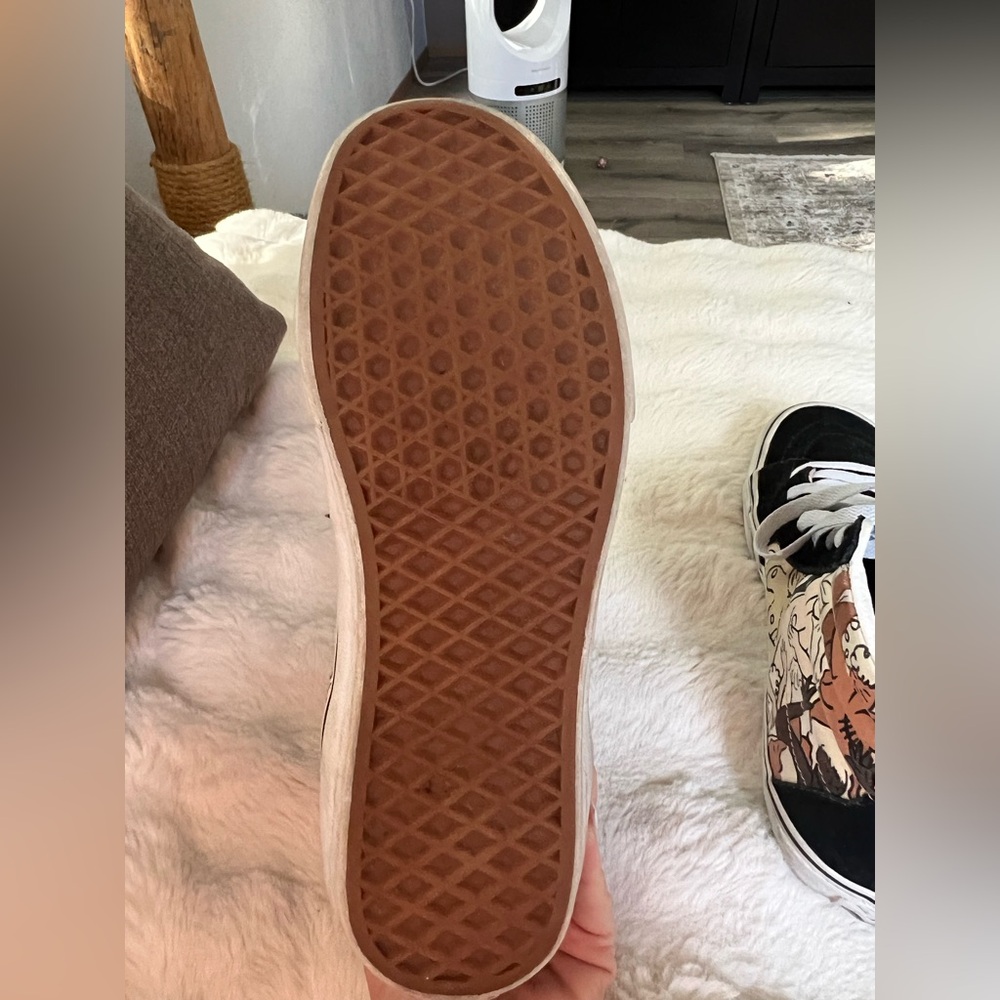 Vans Sk8-Hi Sneakers Breast Cancer Awareness Graphic Print Black Suede Size 9.5 - Picture 10 of 16